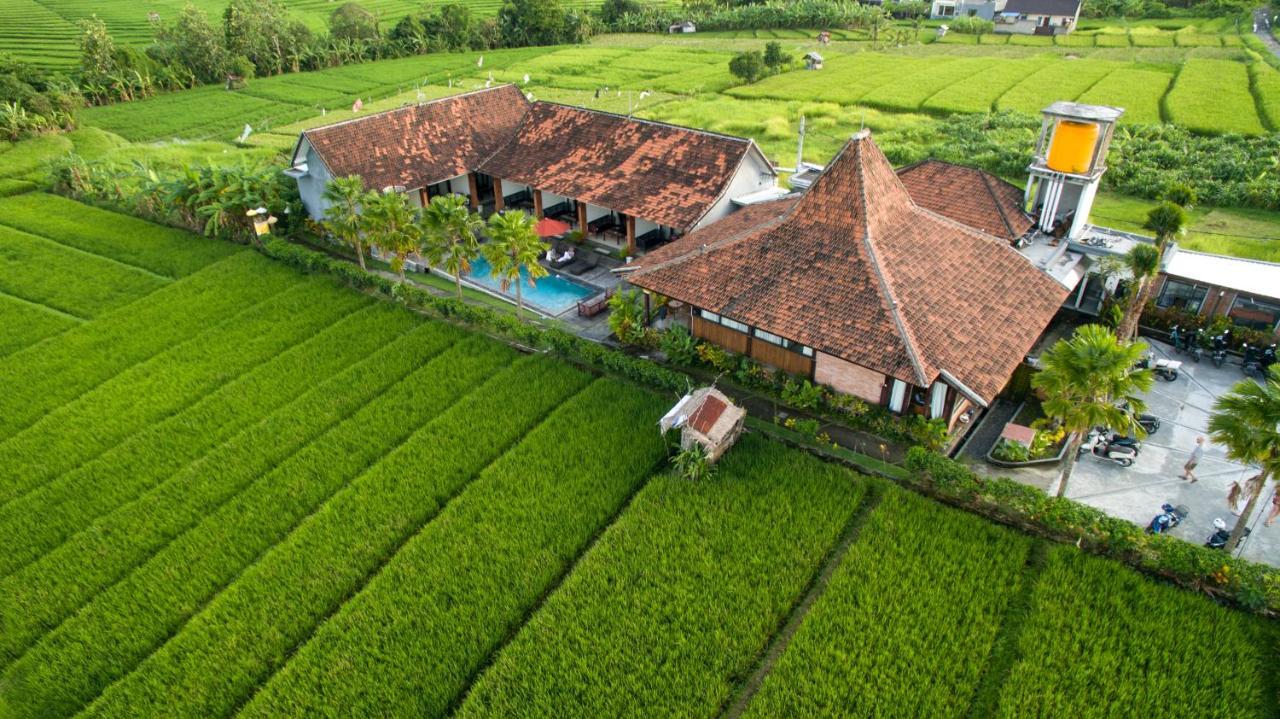 KAMPUNG CANGGU ЧАНГУ